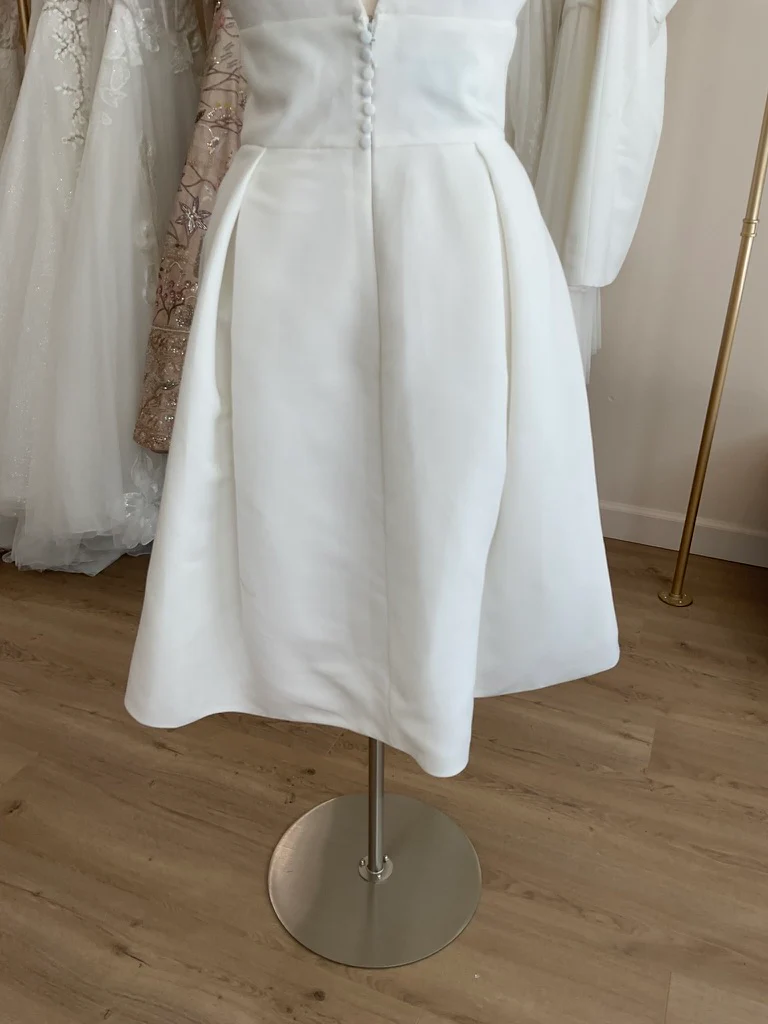 Amsale - LW152 (18) - Image 6