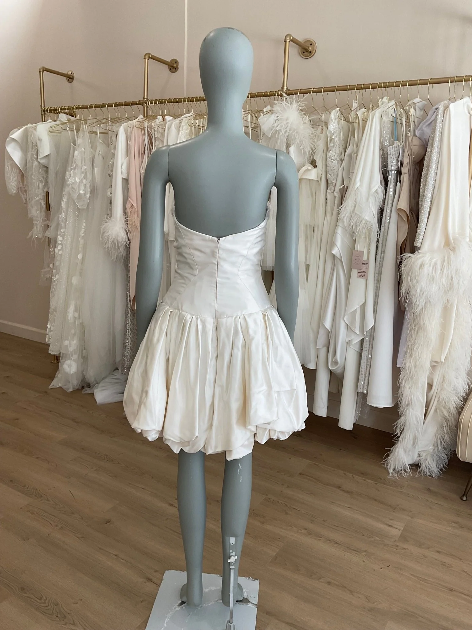 Anna Maier- Short Satin Mini (2) - Image 6