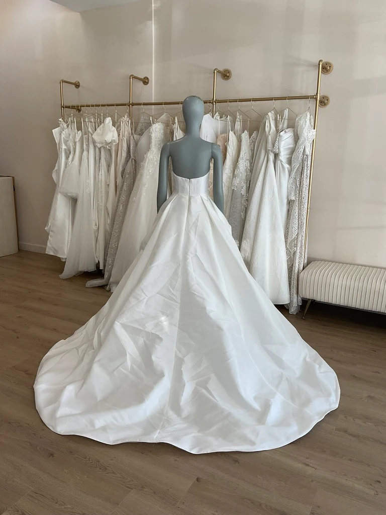 Anne Barge - Martins (12) - Image 5