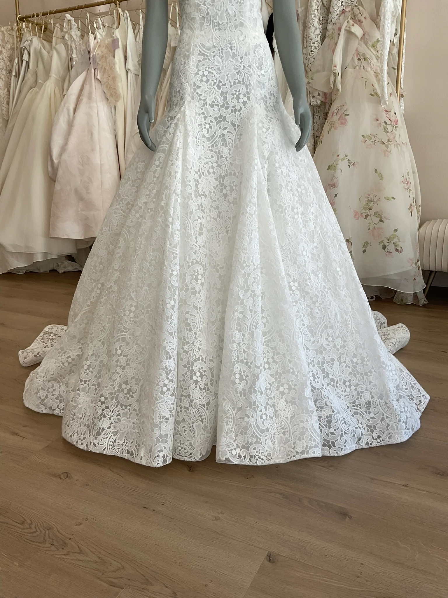 Bliss by Monique Lhuillier - BL 25 - 103 (10) - Image 4
