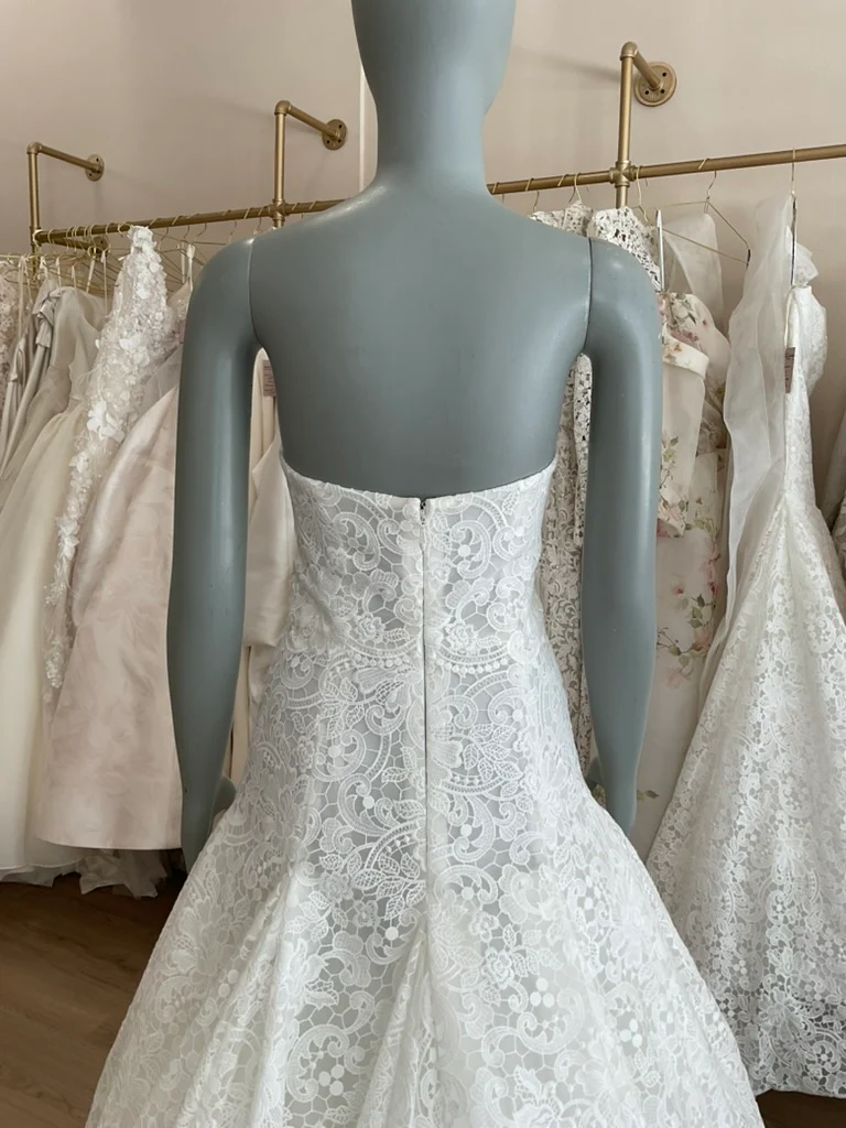Bliss by Monique Lhuillier - BL 25- 103 (6) - Image 6