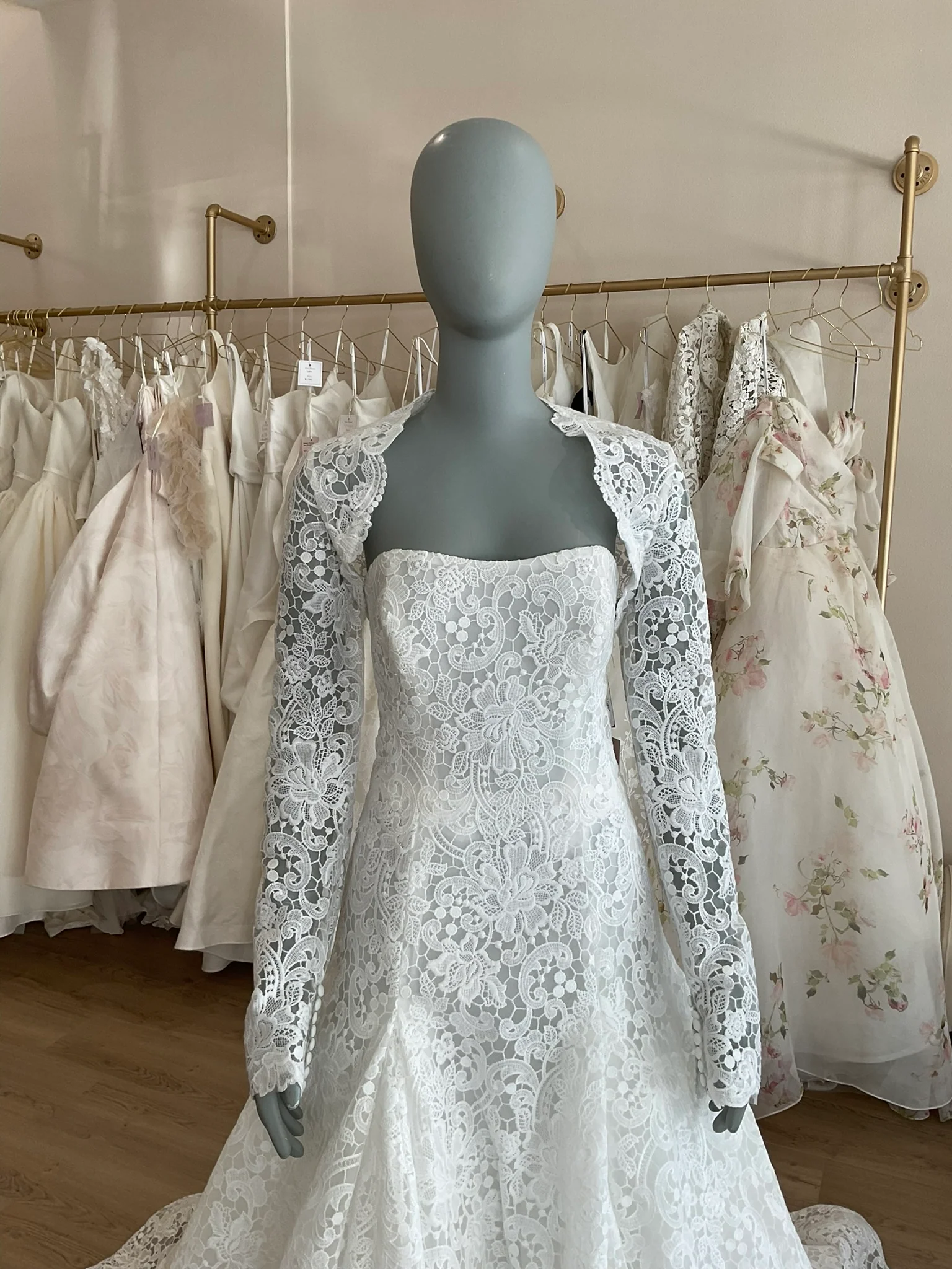 Bliss by Monique Lhuillier - BL 25- 103 (6) - Image 8