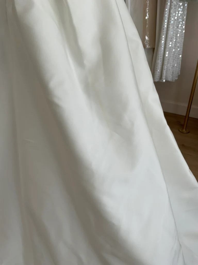 Carolina Herrera - Mason (10) - Image 12