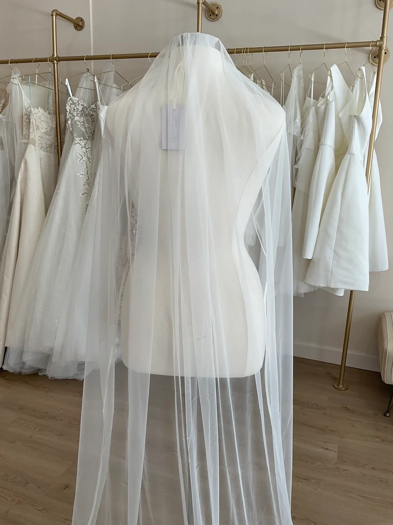 Classy Veil - Image 2