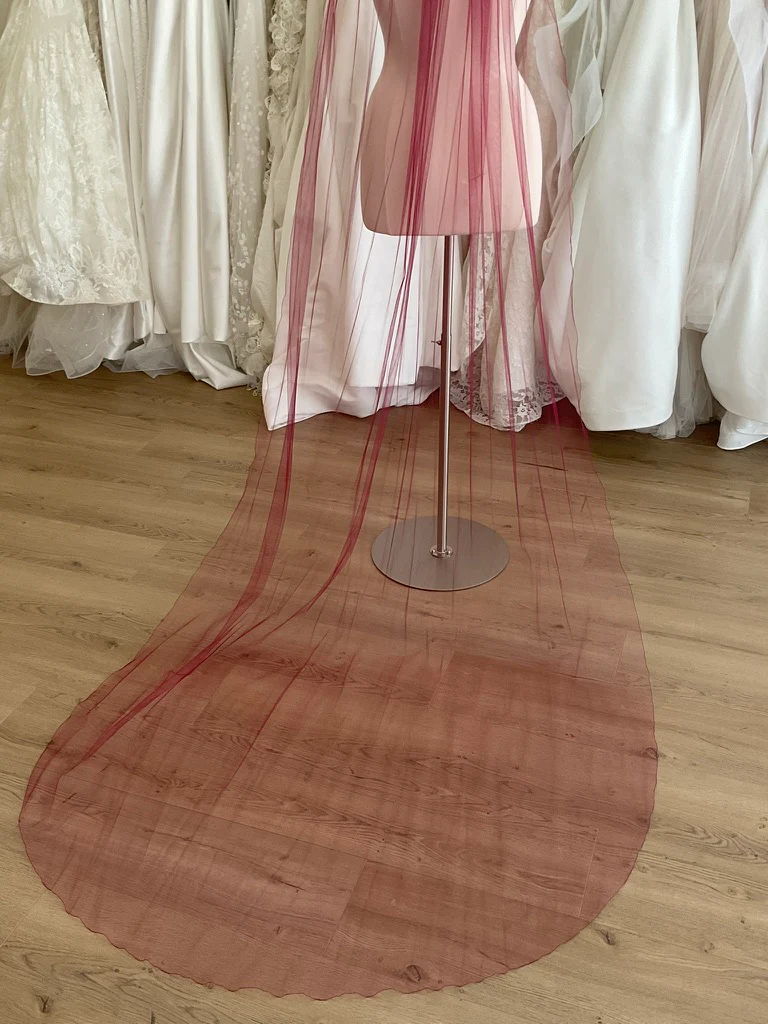 Jennifer Leigh - Pencil Edge Veil - Image 3