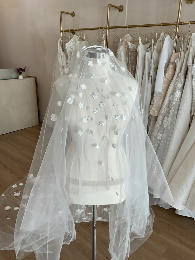 Jila Atelier - Floral Veil - Image 10