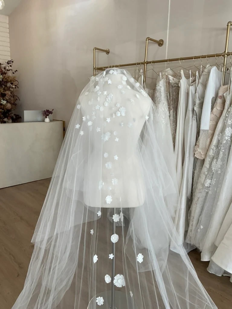 Jila Atelier - Floral Veil - Image 6