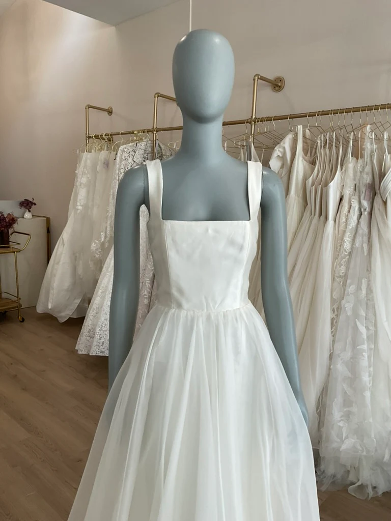 Leanne Marshall - Vivica Organza (4) - Image 3