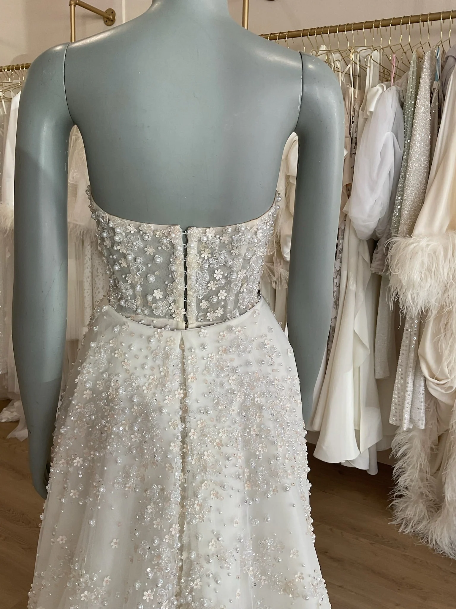 Lee Petra Grebenau - Glow (modified) w/ Overskirt (0) - Image 6