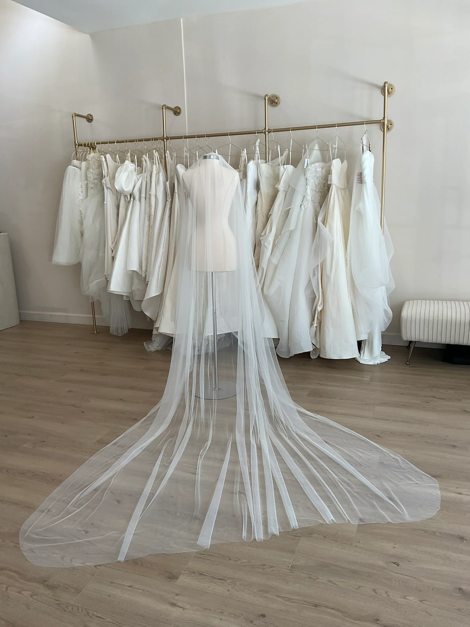 Liz Martinez veil  - Silk Tulle Cathedral veil - Image 6