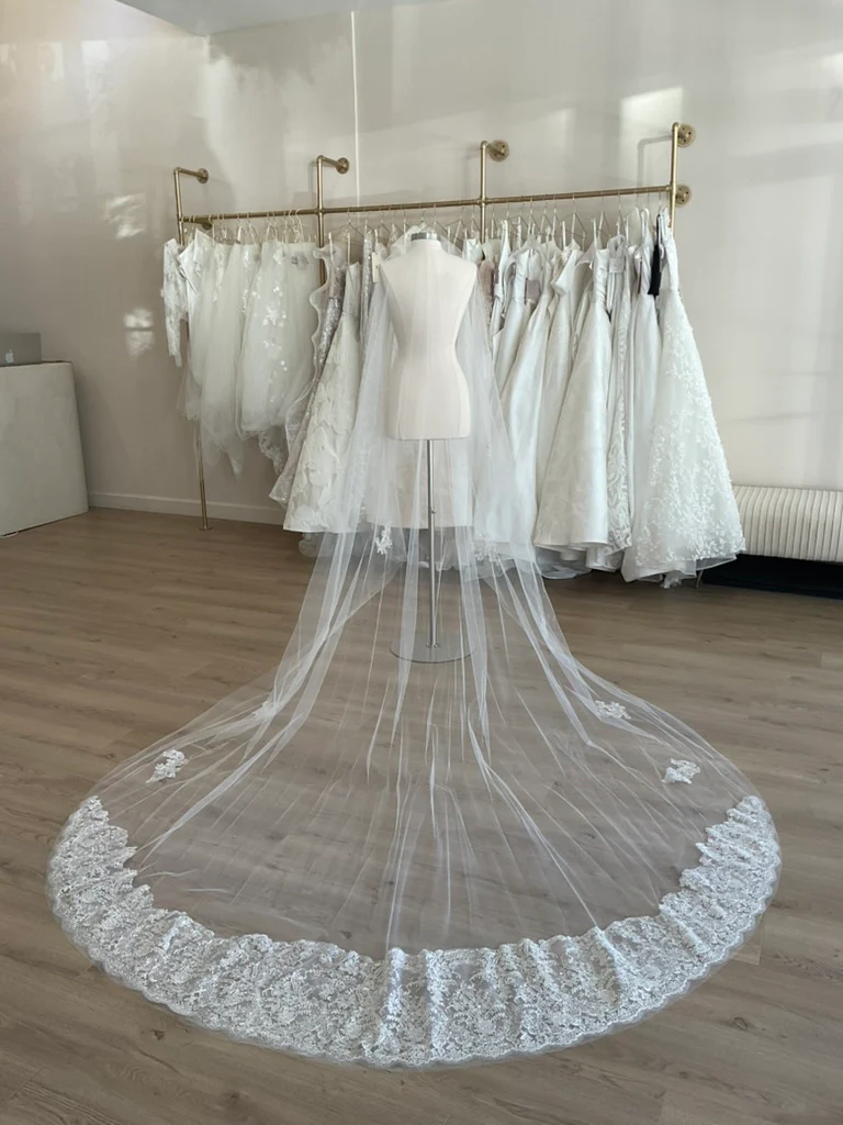 Monique Lhuillier - Adaleine Veil (Cathedral) - Image 2