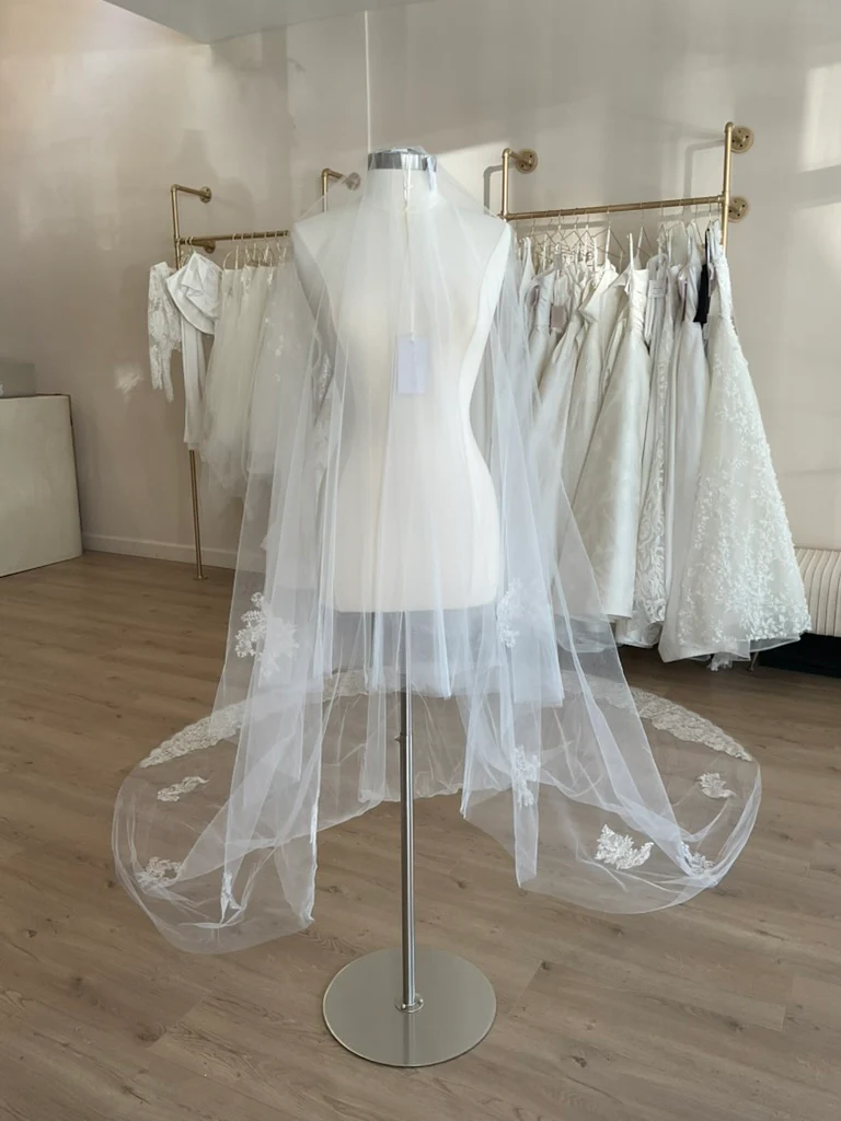 Monique Lhuillier - Adaleine Veil (Cathedral) - Image 4