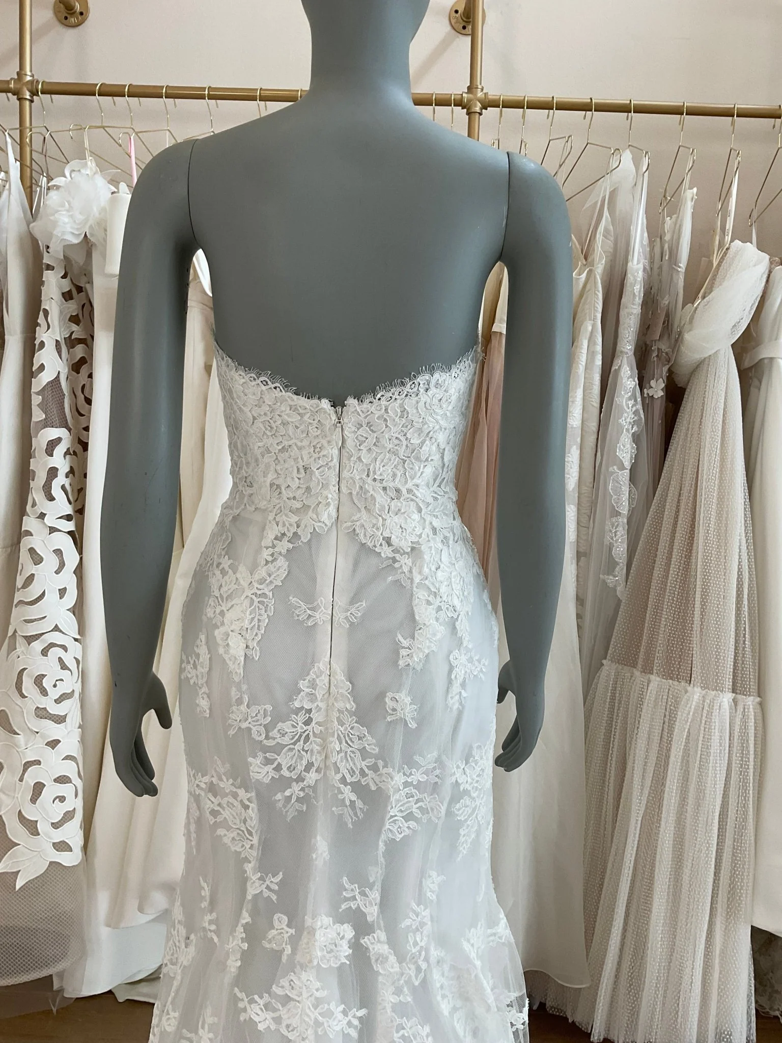 Monique Lhuillier - Dawson (8) - Image 6