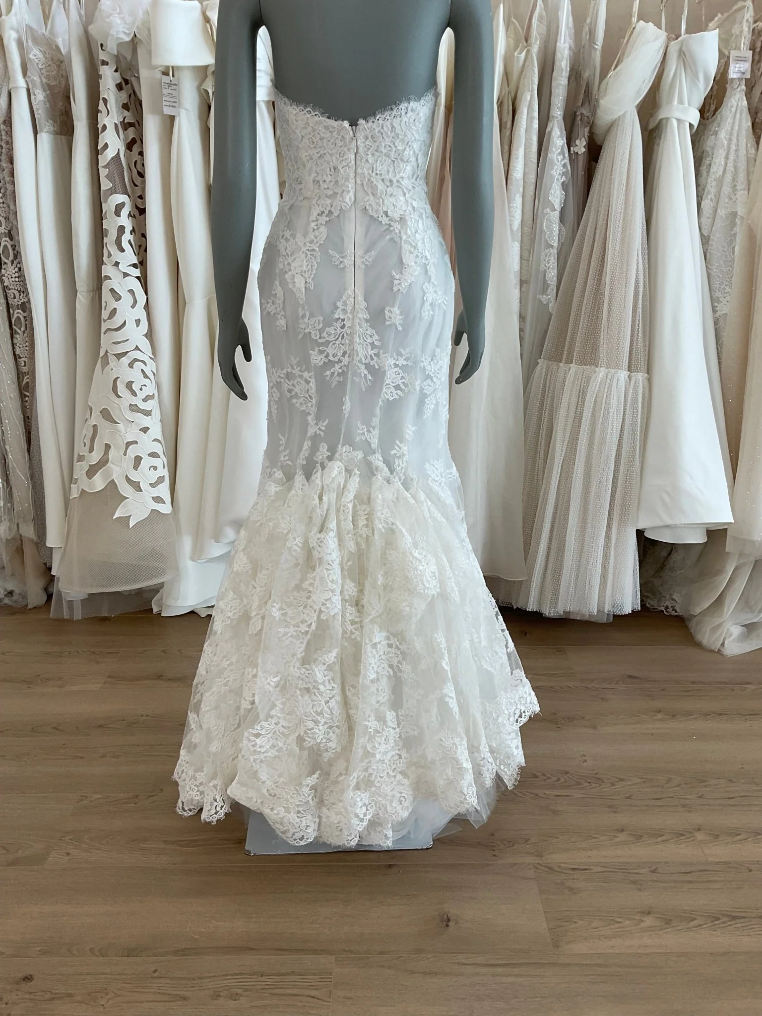 Monique Lhuillier - Dawson (8) - Image 8