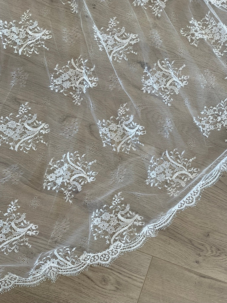 Monique Lhuillier - Dream Veil (Cathedral) - Image 4