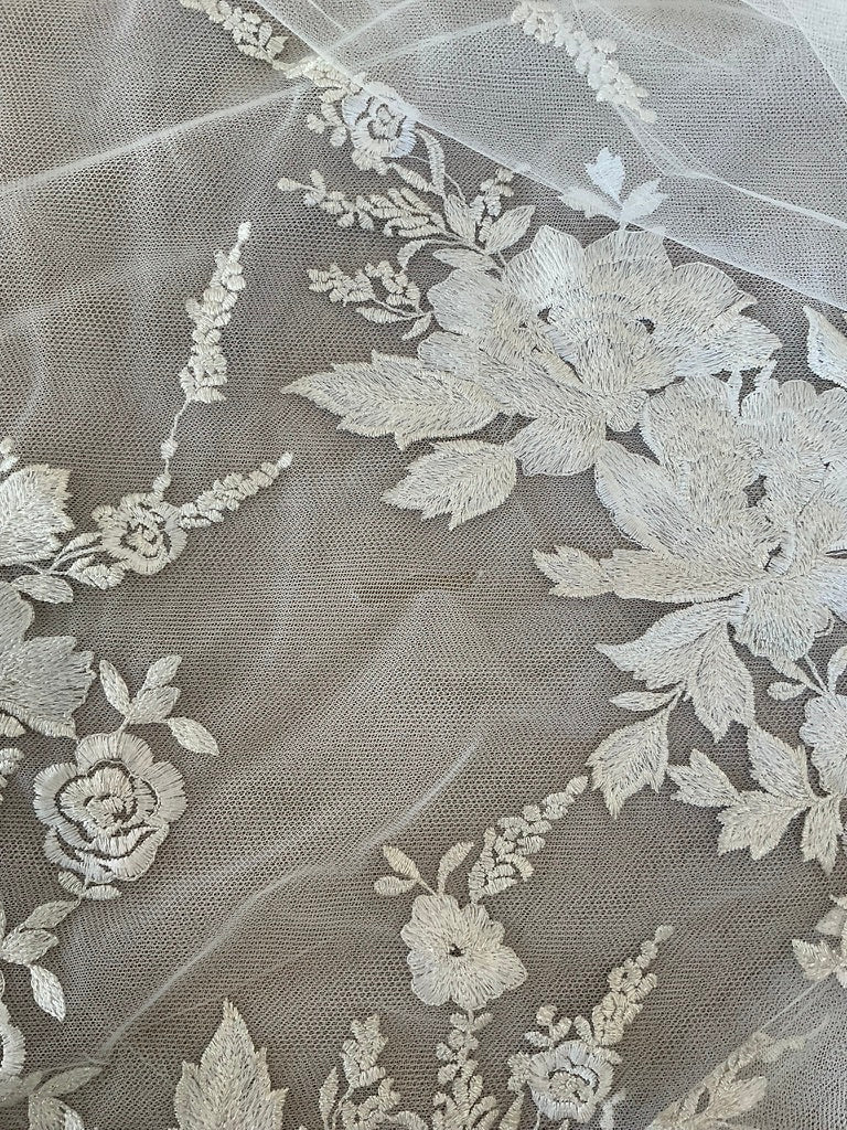 Monique Lhuillier - Wish w/ Jacket + Veil (8) - Image 15
