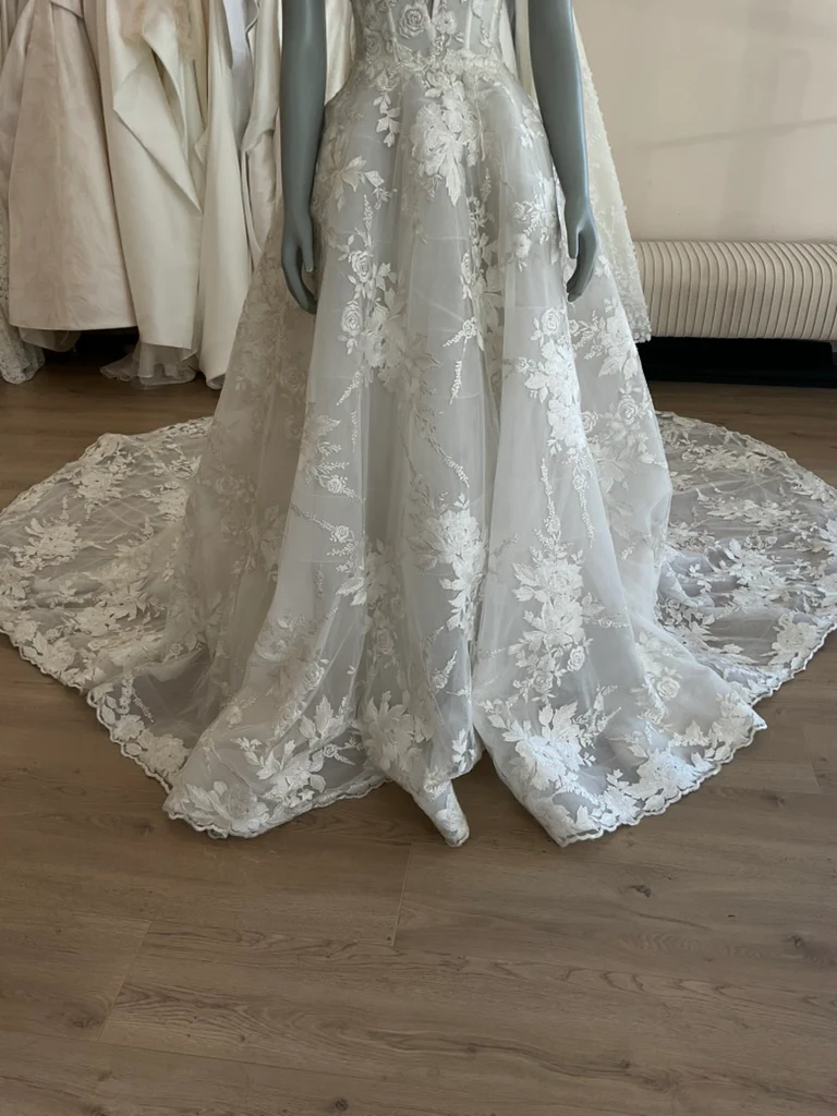 Monique Lhuillier - Wish w/ Jacket + Veil (8) - Image 4