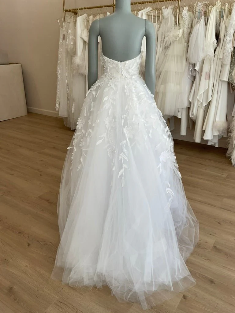 Oscar De La Renta- Lilian (2) - Image 10