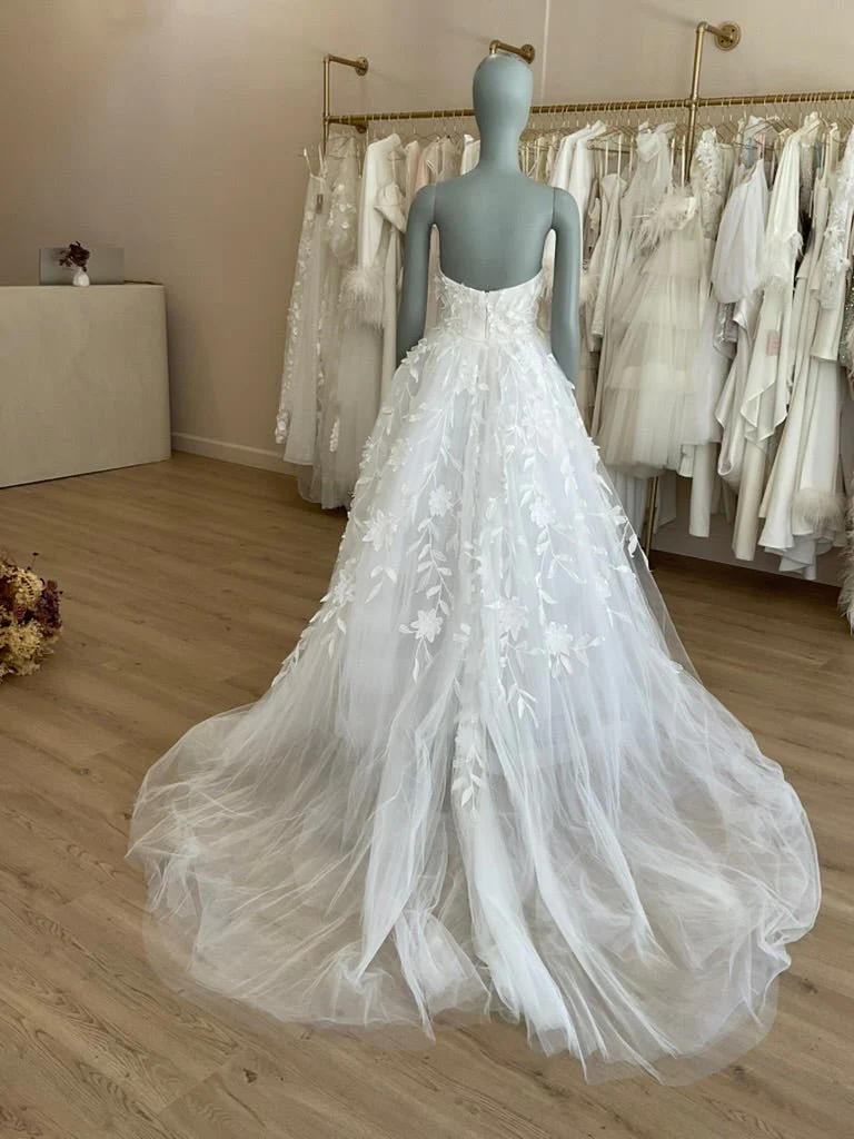 Oscar De La Renta- Lilian (2) - Image 7