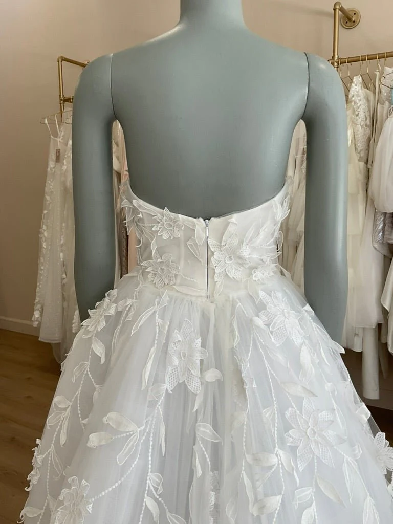 Oscar De La Renta- Lilian (2) - Image 8