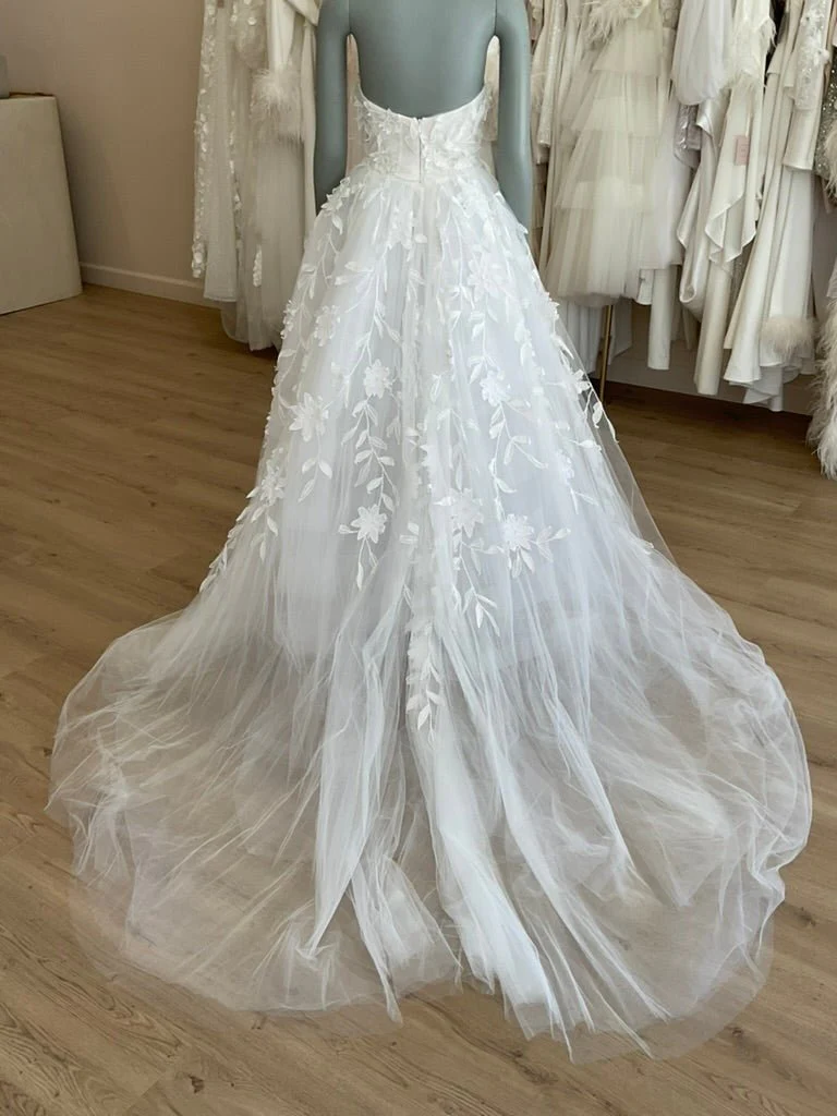 Oscar De La Renta- Lilian (2) - Image 9
