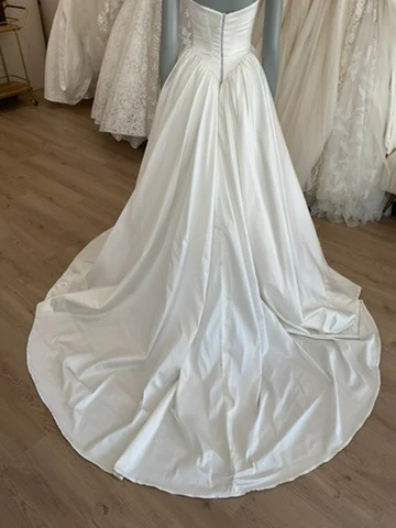 Sky Mor Bridal - Aiden (4) - Image 7