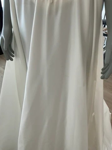 Sky Mor Bridal - Marie (4) - Image 12