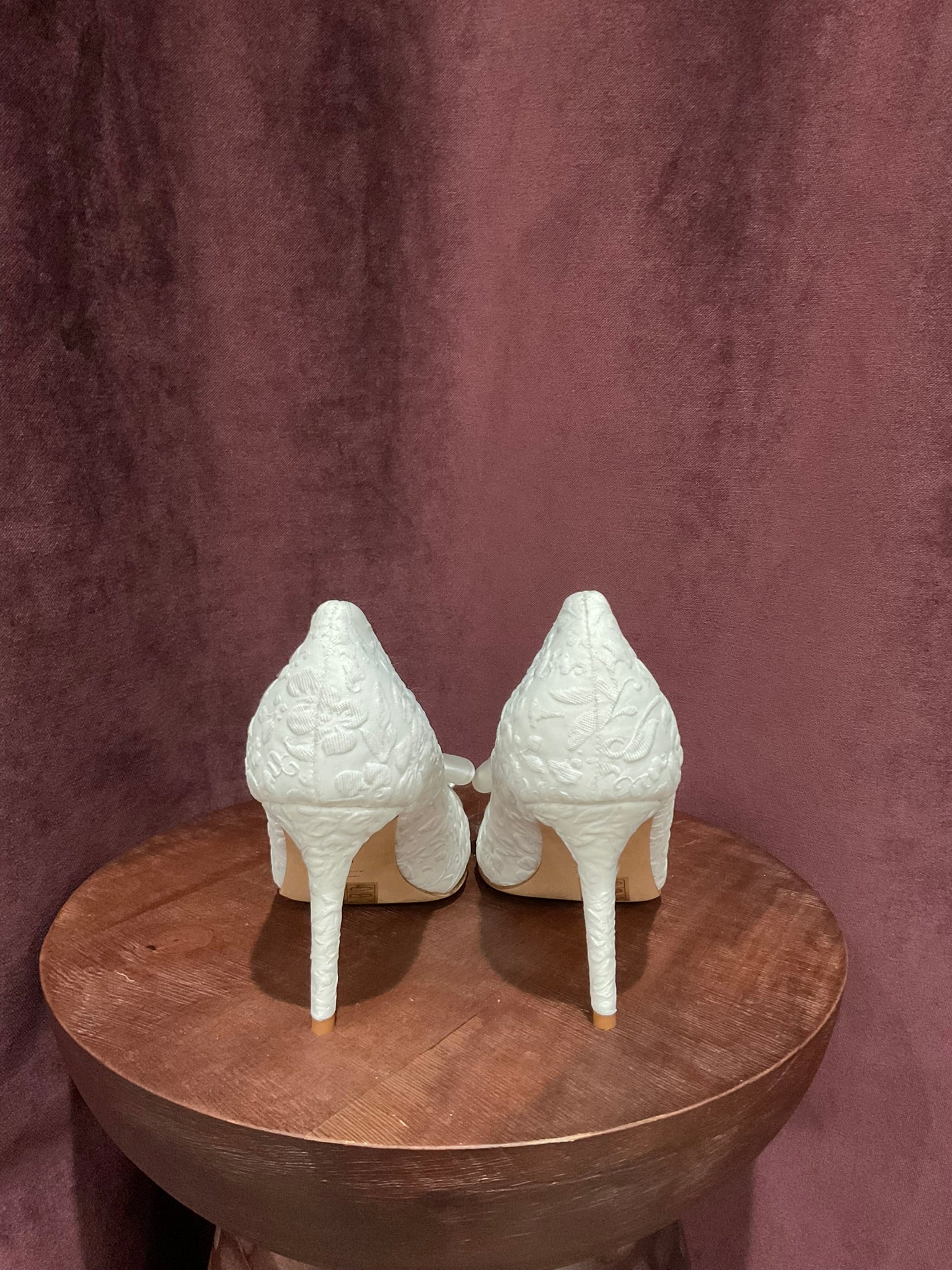 Something Bleu - Fia Pointed Toe Pump (6.5) - Image 5