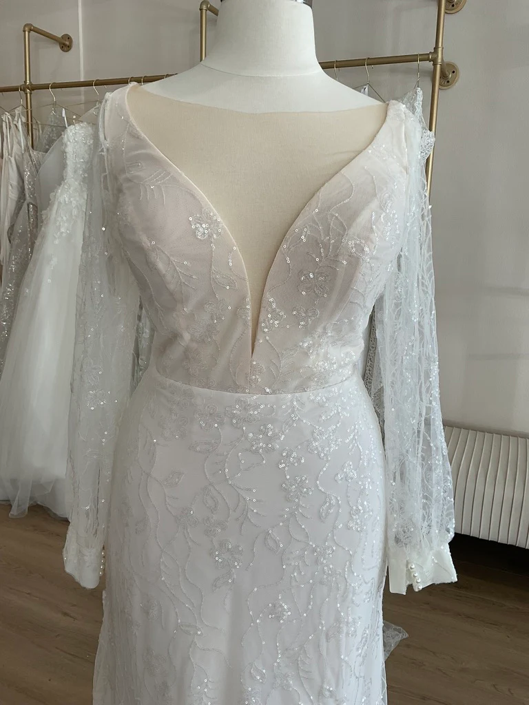 Studio Levana - Azalea w/ sleeves (20) - Image 3