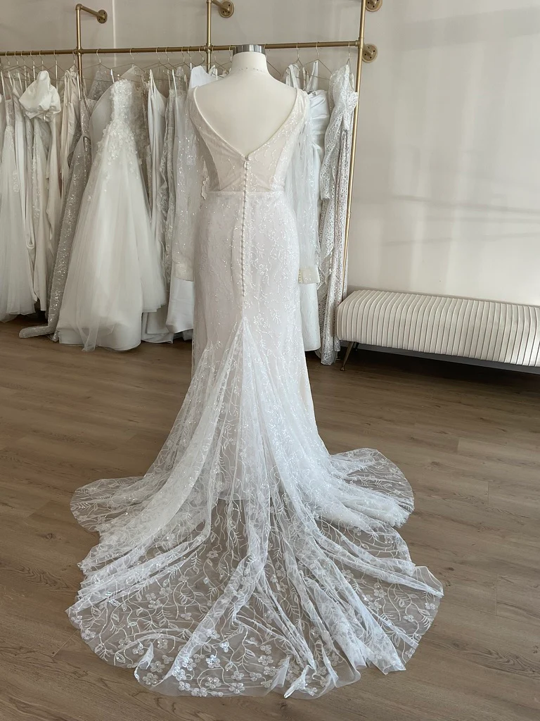 Studio Levana - Azalea w/ sleeves (20) - Image 9