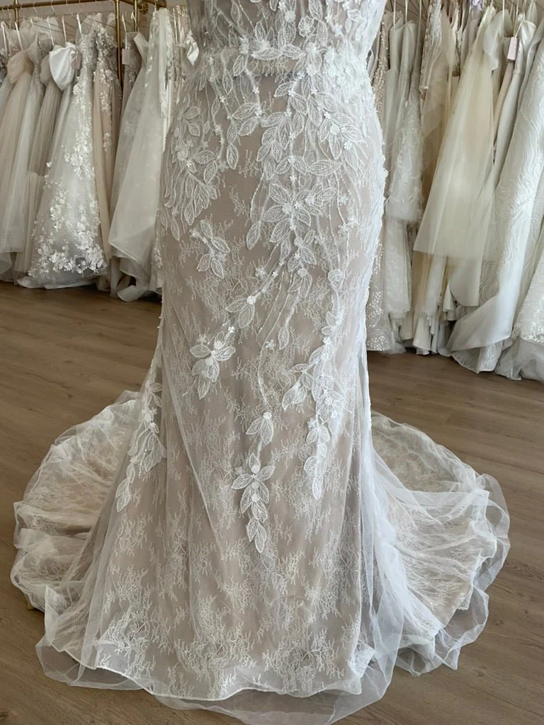 Tara Lauren - Carmel (16) - Image 6