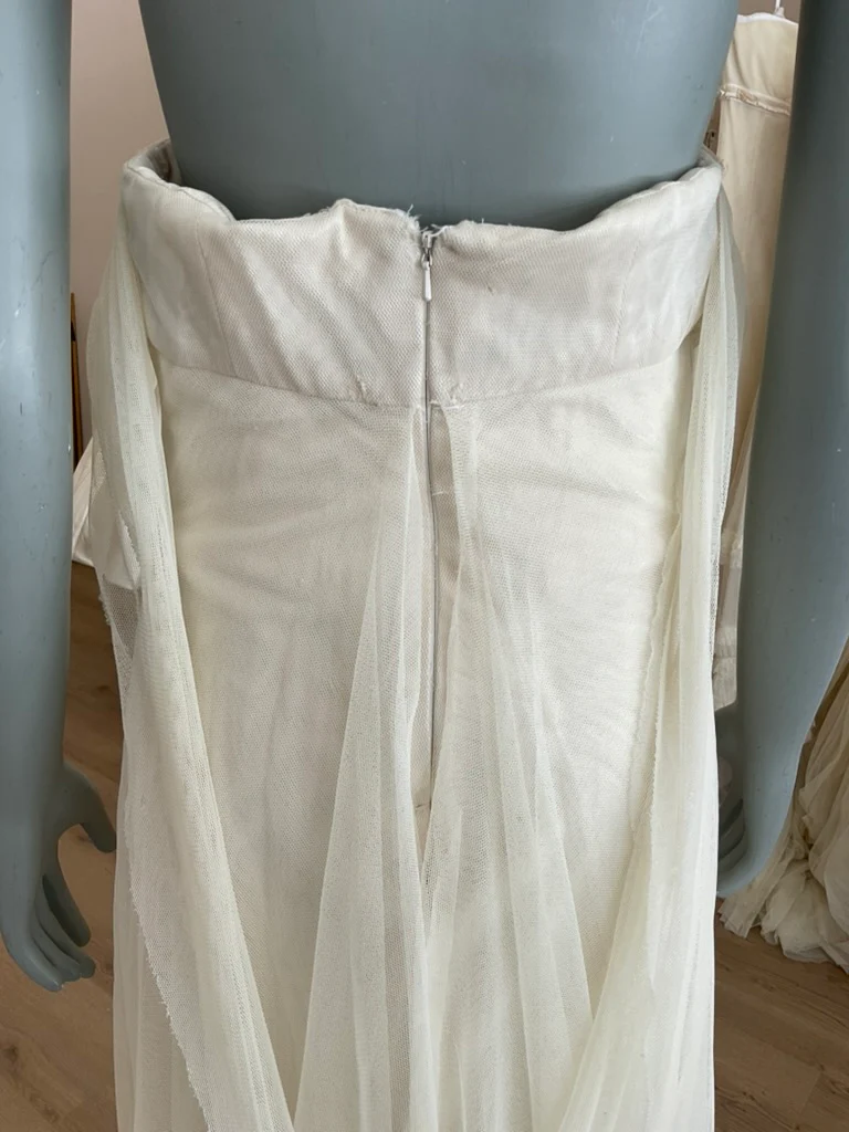 V-Vera Wang-3 - Image 8