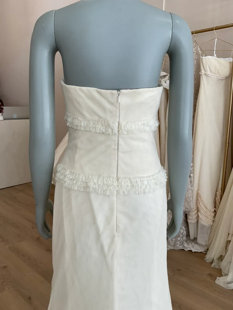 V-Vera Wang-4 - Image 6