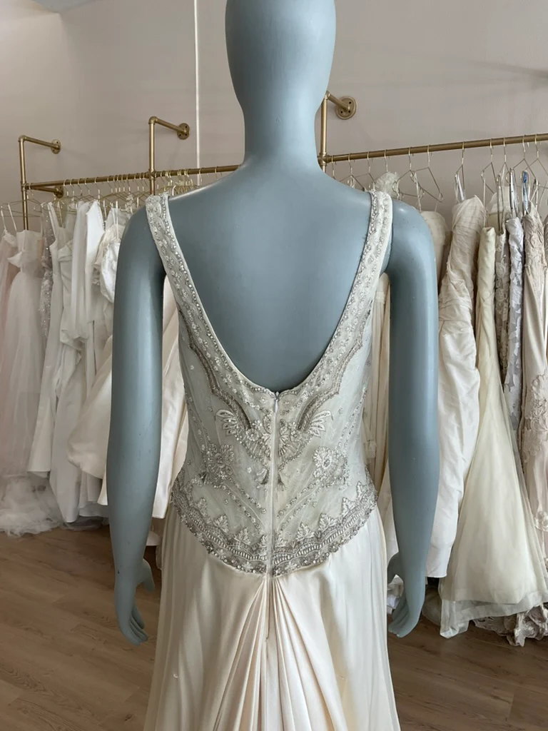 V-Reem Acra-8 - Image 7